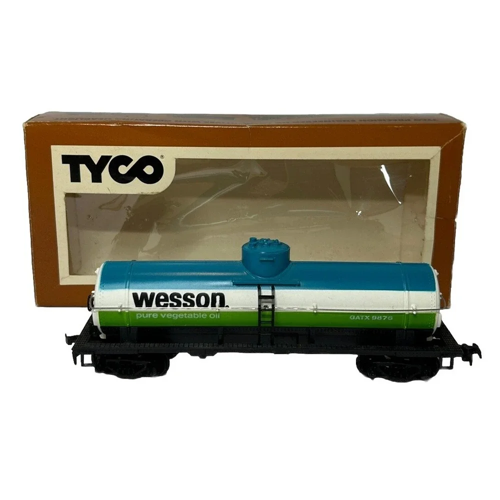 TYCO HO Scale Wesson Pure Vegetable Oil Tank Car GA 9876‎ Blue Green With Box